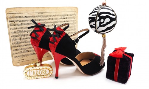 Salsa Shoes vs Tango Shoes: What's The Difference (And Do You Even Need Both)?