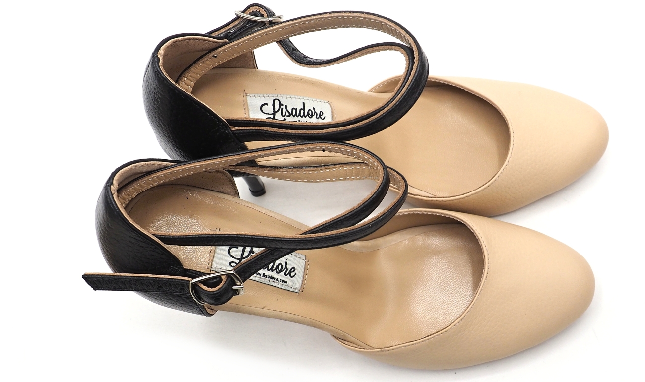 Custom Made - Lisadore - Closed Nose - Taupe Taupe Custom Made - Lisadore - Closed Nose - Taupe Taupe