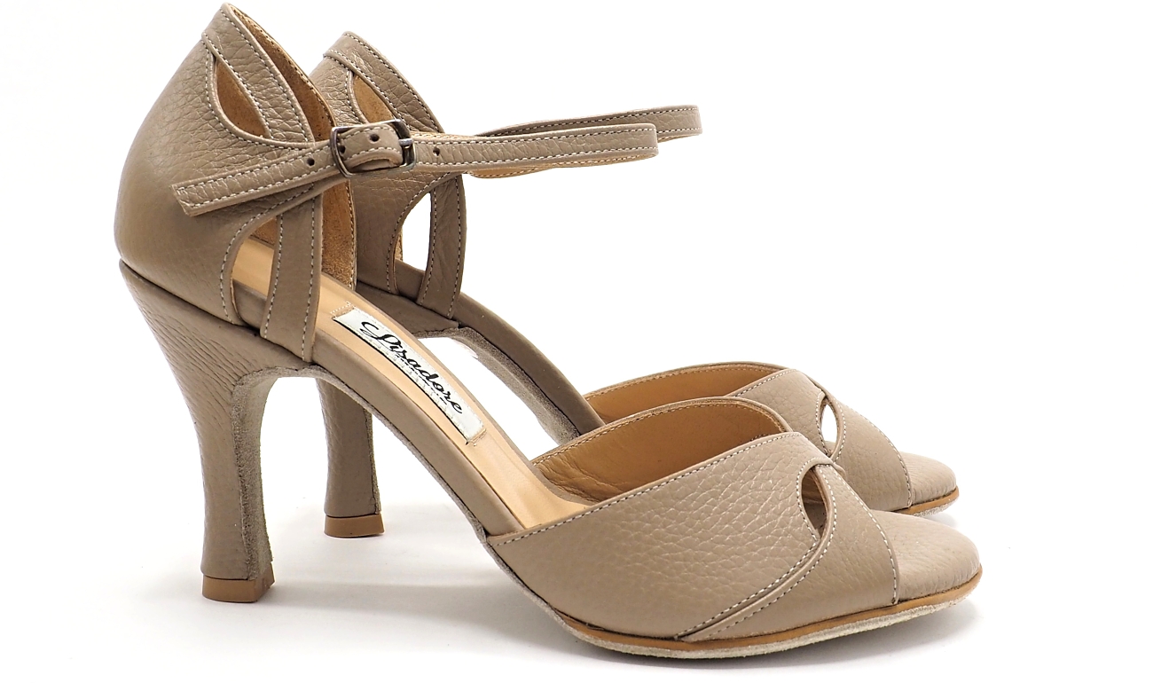 PRE ORDER - Lisadore - Taupe - Comfort Classic Butterfly