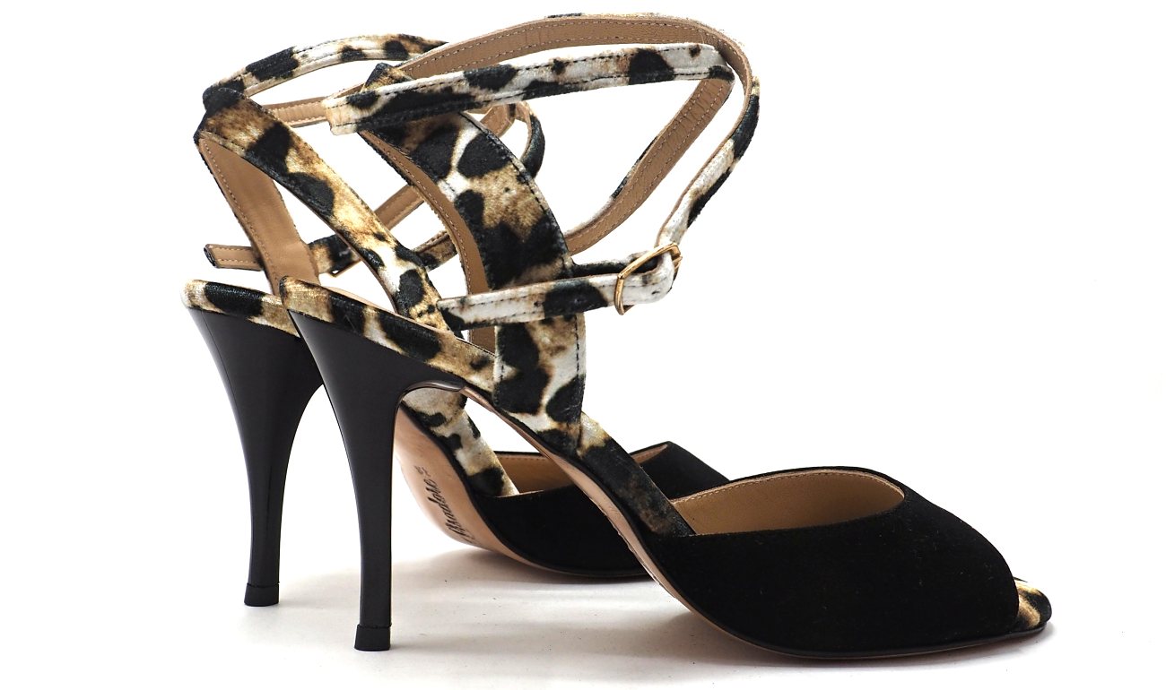 SALE - Lisadore - Chita Gamuza Negra (Sample Shoe)