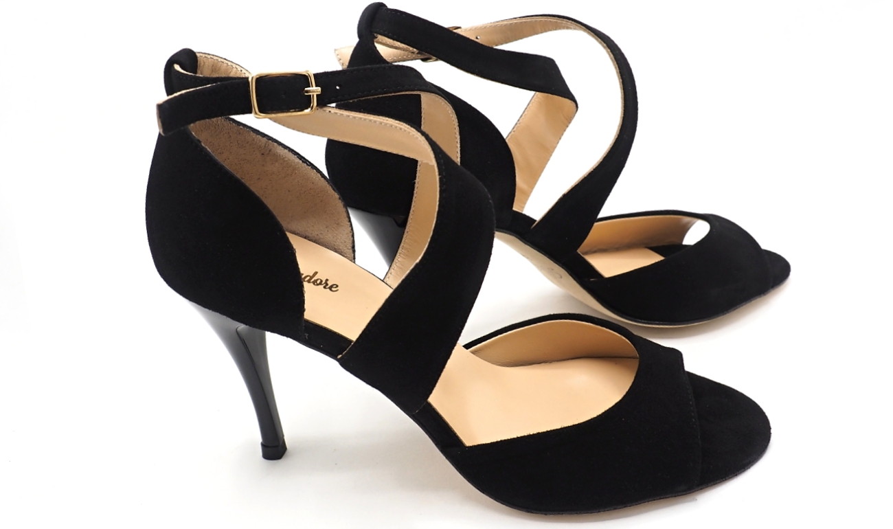 SALE - Lisadore - NSTF - Gamuza Negra - Crossed Bands