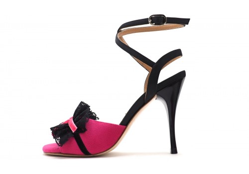 Comme il Faut - Terciopela Fucsia y Negra Comme il Faut - Terciopela Fucsia y Negra