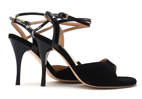 Comme il Faut - Caballito de Mar Negro Comme il Faut - Caballito de Mar Negro