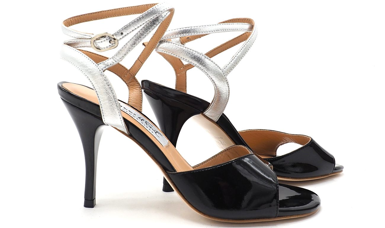 Comme il Faut - Charol Negro & Plata