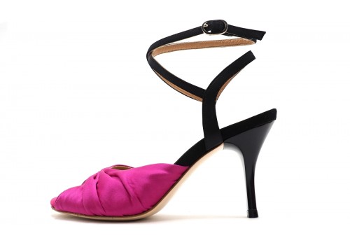 Comme il Faut - Fucia y Nera Doble Comme il Faut - Fucia y Nera Doble