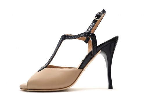 Comme il Faut - Piel y Negro Comme il Faut - Piel y Negro