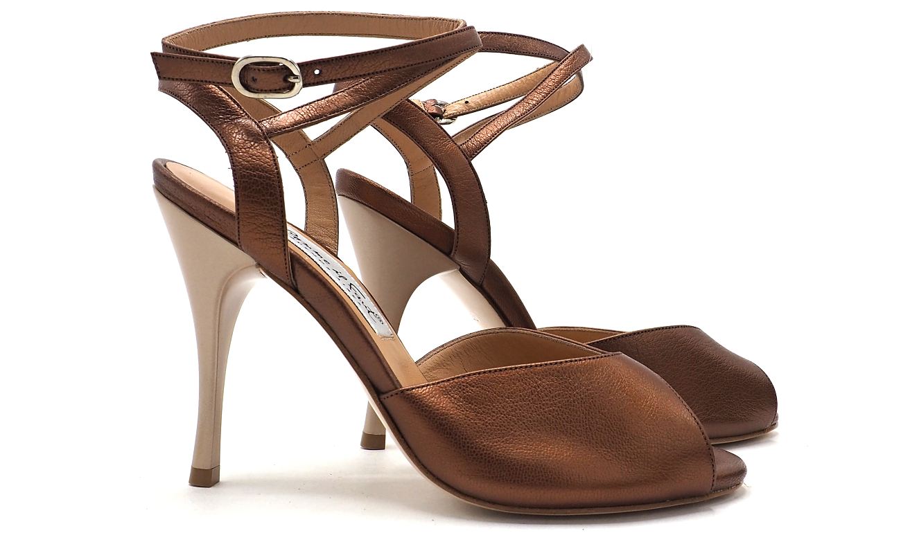 Comme il Faut - Bronce & Bronce