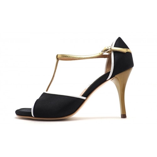 Comme Il Faut Shoes