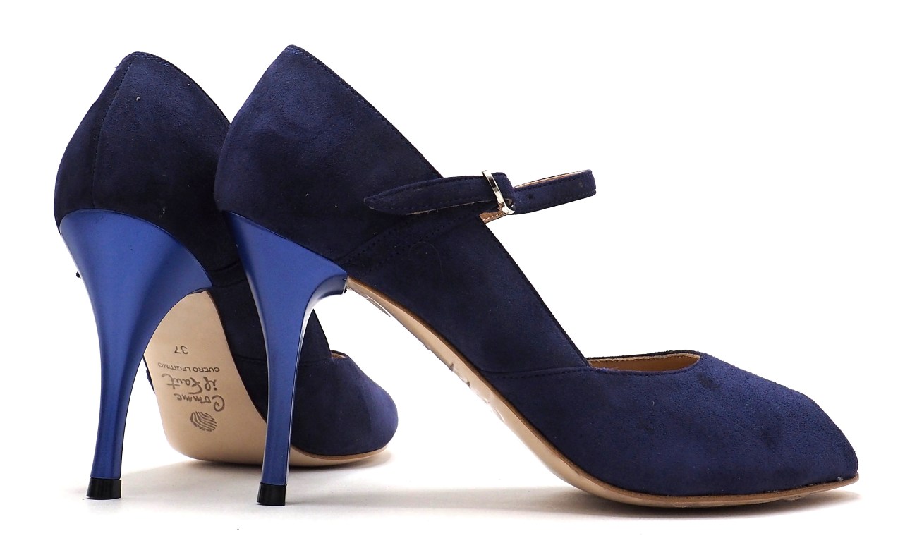 Comme il Faut - Azul Cercano