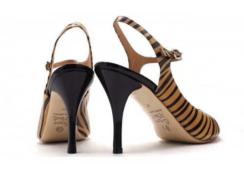 Comme il Faut - Cebra Marron