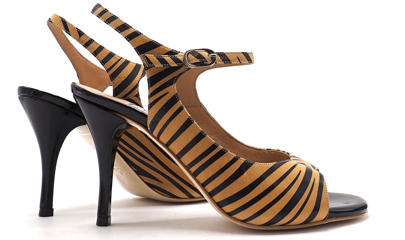 Comme il Faut - Cebra Marron