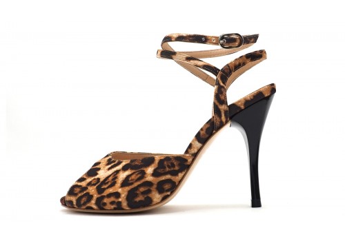 Comme il Faut - Leopardo Comme il Faut - Leopardo